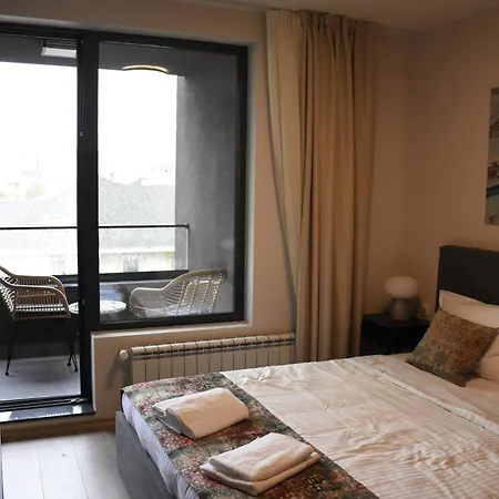 Vienna A Lovely Two Bedrooms With Parking דירה *